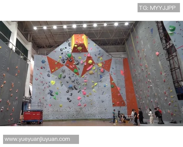 聚焦攀岩:武汉攀岩队的技术话题 聚焦攀岩:武汉攀岩队的技术话题